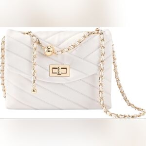 Elegant White Quilted Chain Small Crossbody Bags for Women